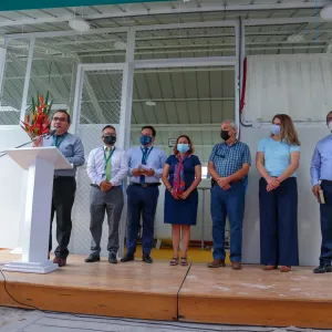 Leaders from Clínica Adventista Ana Stahl, ADRA and AdventHealth Global Missions celebrate the inauguration of a new oxygen plant for the Ana Stahl hospital in Iquitos, Peru.