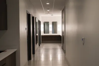Sports Medicine and Rehab locker room