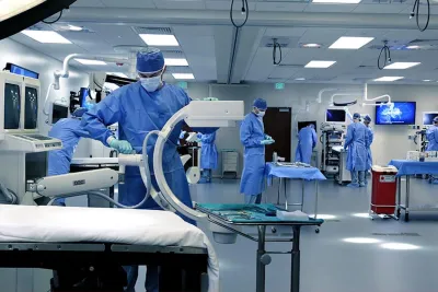 Surgeons working in a Nicholson Center Skills Lab.