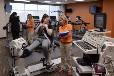 Participants Training at the TRI Exercise and Bioenergetics Lab 