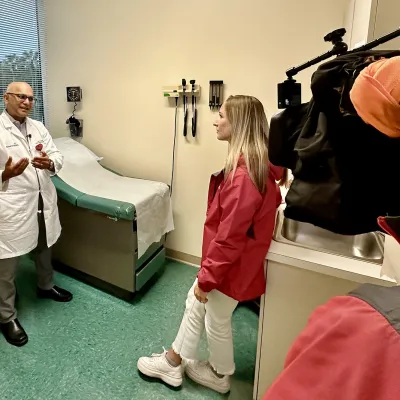 WFTV interviews Dr. Shah about statins and dementia in a media interview