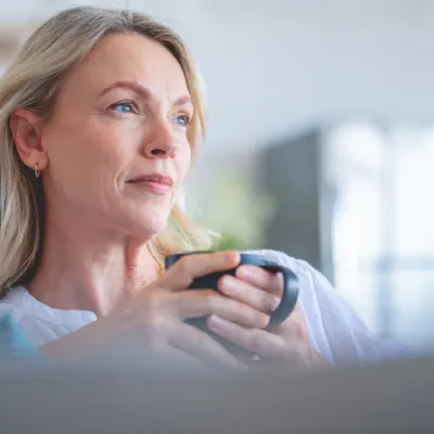 woman drinking coffee