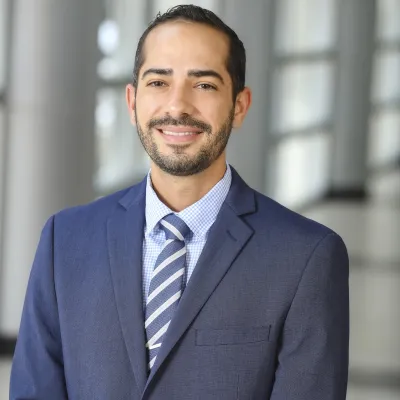 Headshot of Alejandro Nieves Santiago