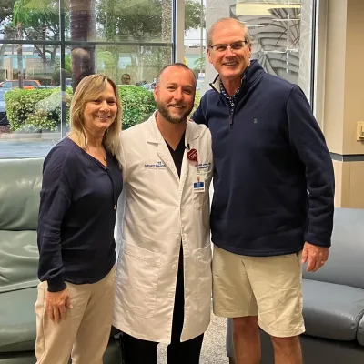 Dr. Jones and the Keys family reunite.