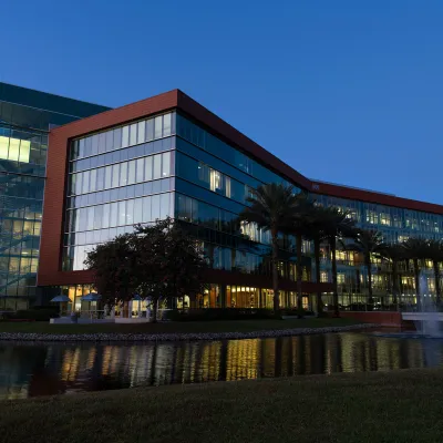 A full view of building 900 at the AdventHealth Corporate Campus
