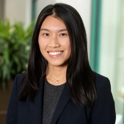 Headshot of Lauren Chen, PharmD