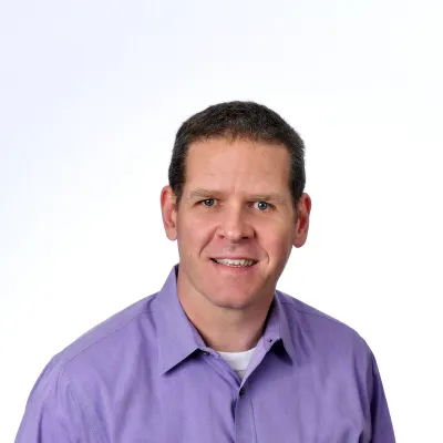 Headshot of Robert Vandervoort.