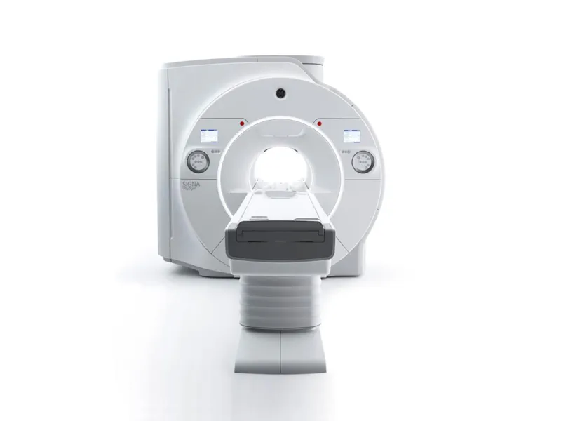 A Signa Voyager MRI Machine