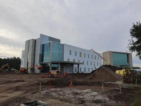 Construction milestone for the Surgery Center at AdventHealth Daytona Beach