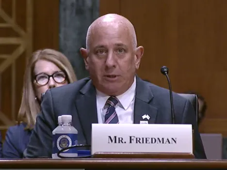 Barry Friedman of the AdventHealth Transplant Institute testifies on the national organ transplant system.