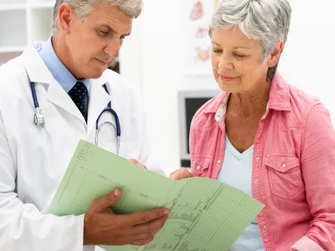 A physican discusses why molecular breast imaging is the right choice for this woman.