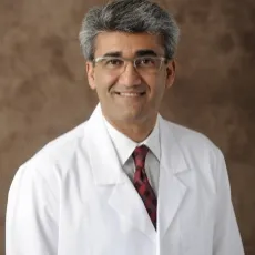 Qamar Khan, MD