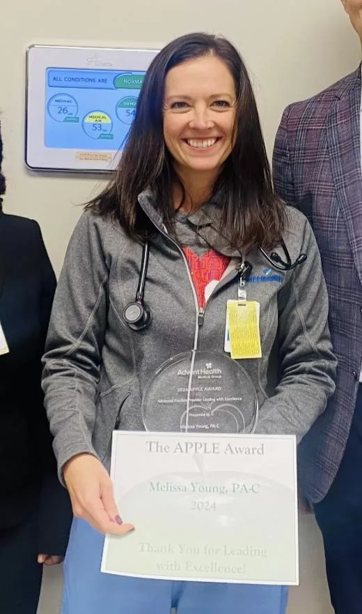 melissa-young-apple-award