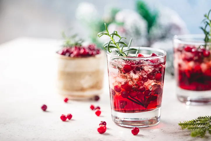 pomegranate-ginger-grove-mocktail-whi-recipe